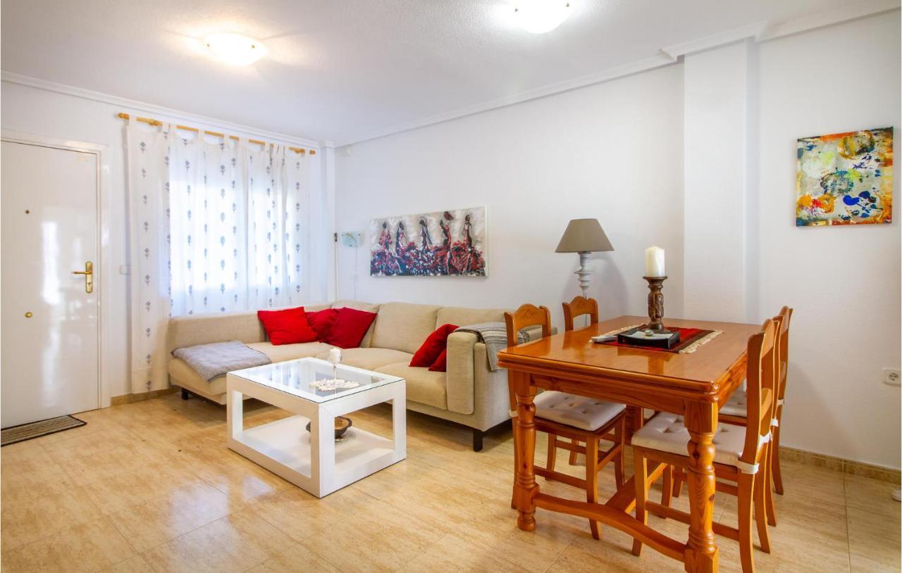 4 Bedroom Cozy Home In Pilar De La Horadada Exteriör bild